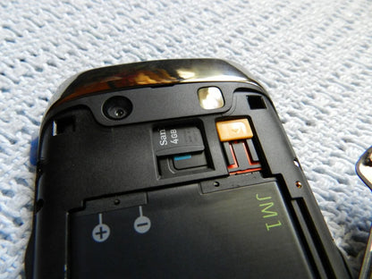 BlackBerry Torch 9860 Refurbished Original Mobile Phone 3.7 Inches Blackberry OS 5MP Camera 768MB RAM 4GB ROM 720p 480x800