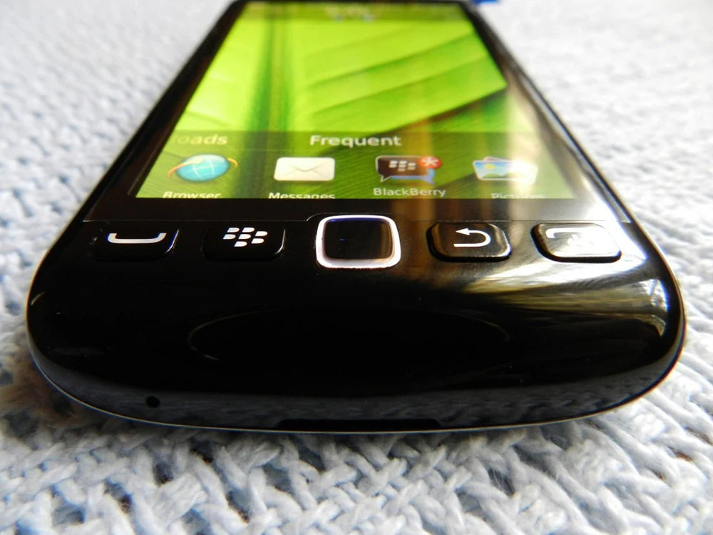 BlackBerry Torch 9860 Refurbished Original Mobile Phone 3.7 Inches Blackberry OS 5MP Camera 768MB RAM 4GB ROM 720p 480x800