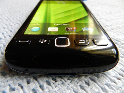 BlackBerry Torch 9860 Refurbished Original Mobile Phone 3.7 Inches Blackberry OS 5MP Camera 768MB RAM 4GB ROM 720p 480x800