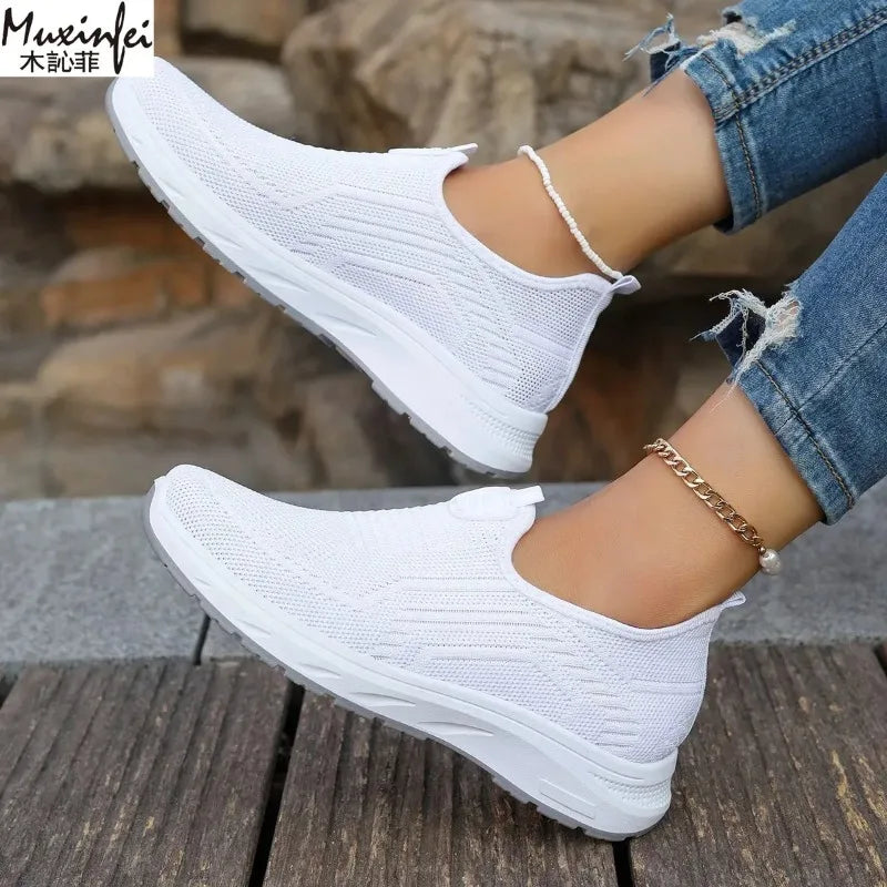 2025 New Summer Mesh Breathable Large Women's Casual Shoes Soft Sole Lightweight Women's  Single  Shoes Free Shippiing Shoes