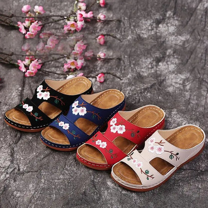 Women Slippers Embroider Flowers Leather Woman Sandals 2025 Outdoor Light Casual Wedges Slippers Slip on Summer Shoes for Women