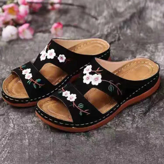 Women Slippers Embroider Flowers Leather Woman Sandals 2025 Outdoor Light Casual Wedges Slippers Slip on Summer Shoes for Women
