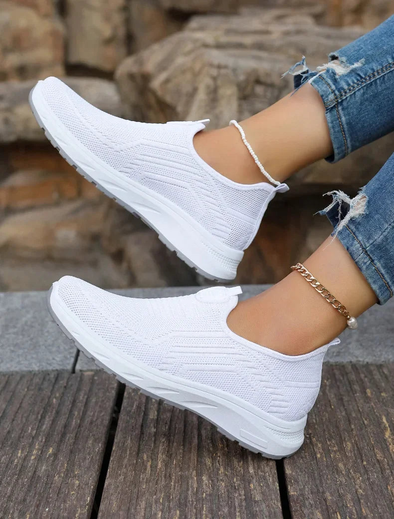 2025 New Summer Mesh Breathable Large Women's Casual Shoes Soft Sole Lightweight Women's  Single  Shoes Free Shippiing Shoes