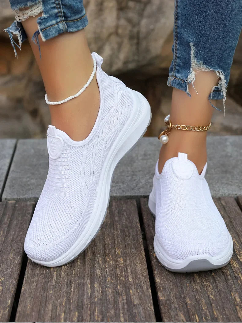 2025 New Summer Mesh Breathable Large Women's Casual Shoes Soft Sole Lightweight Women's  Single  Shoes Free Shippiing Shoes