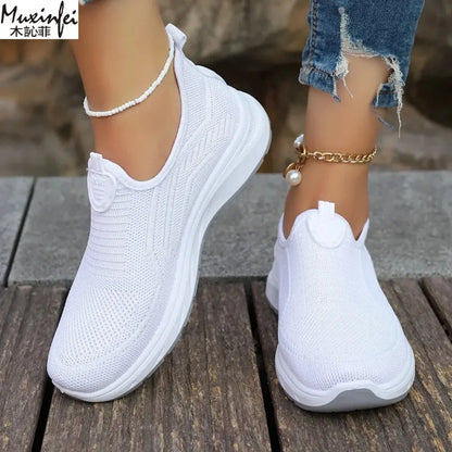 2025 New Summer Mesh Breathable Large Women's Casual Shoes Soft Sole Lightweight Women's  Single  Shoes Free Shippiing Shoes