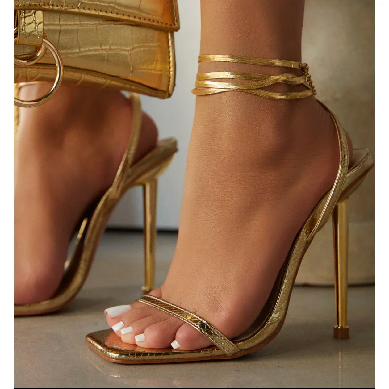 Women heels Sexy Gold  High Heels Sandals Thin Single Strap Metal Stiletto Sandals Gold Heel Shoes