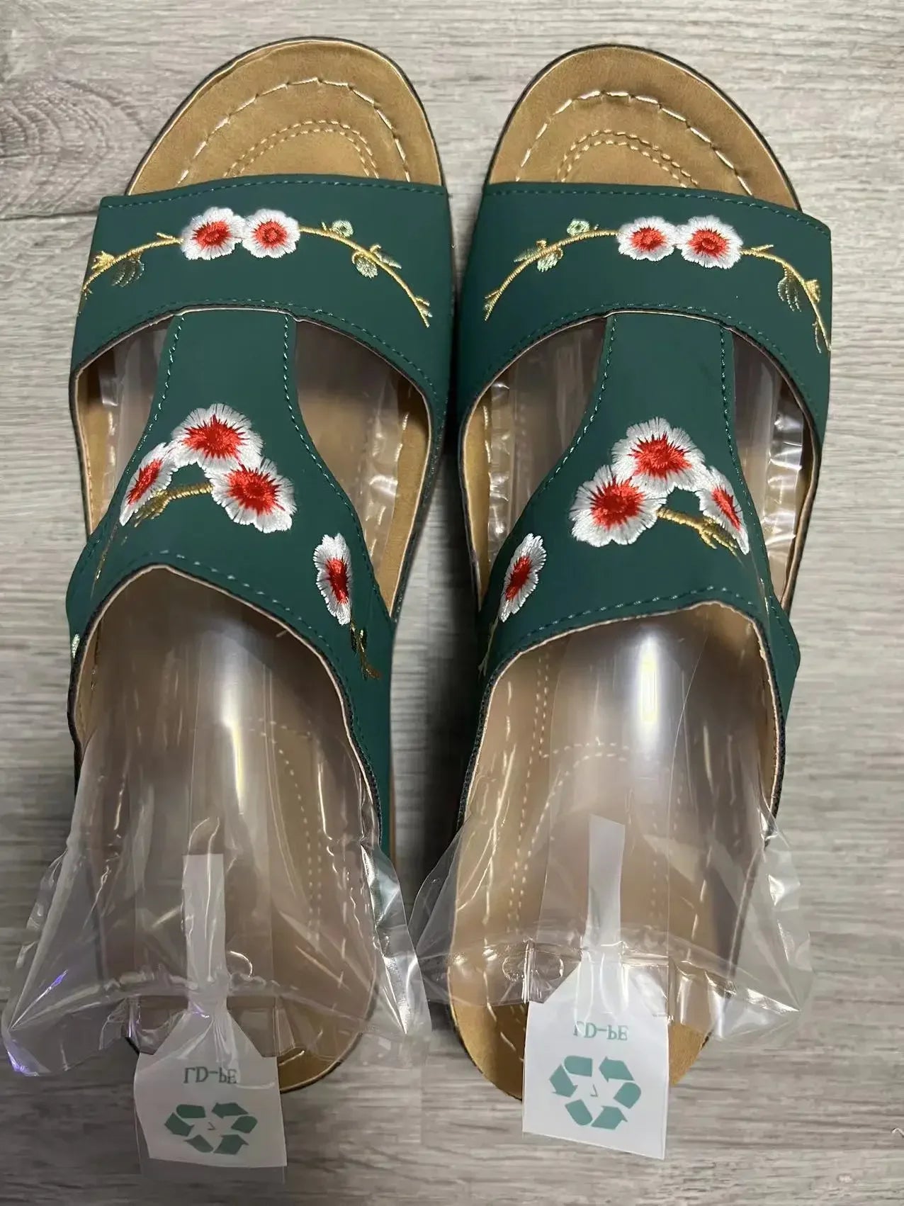 Women Slippers Embroider Flowers Leather Woman Sandals 2025 Outdoor Light Casual Wedges Slippers Slip on Summer Shoes for Women